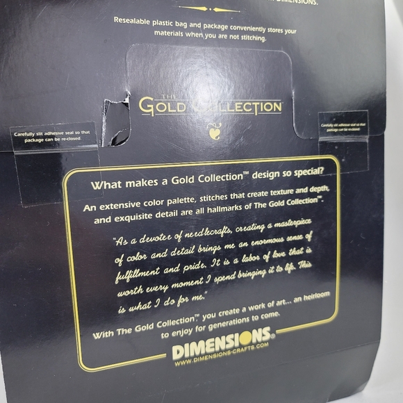 Dimensions The Gold Collection WREATH OF ALL SEASONS Cross Stitch Kit - Picture 6 of 11